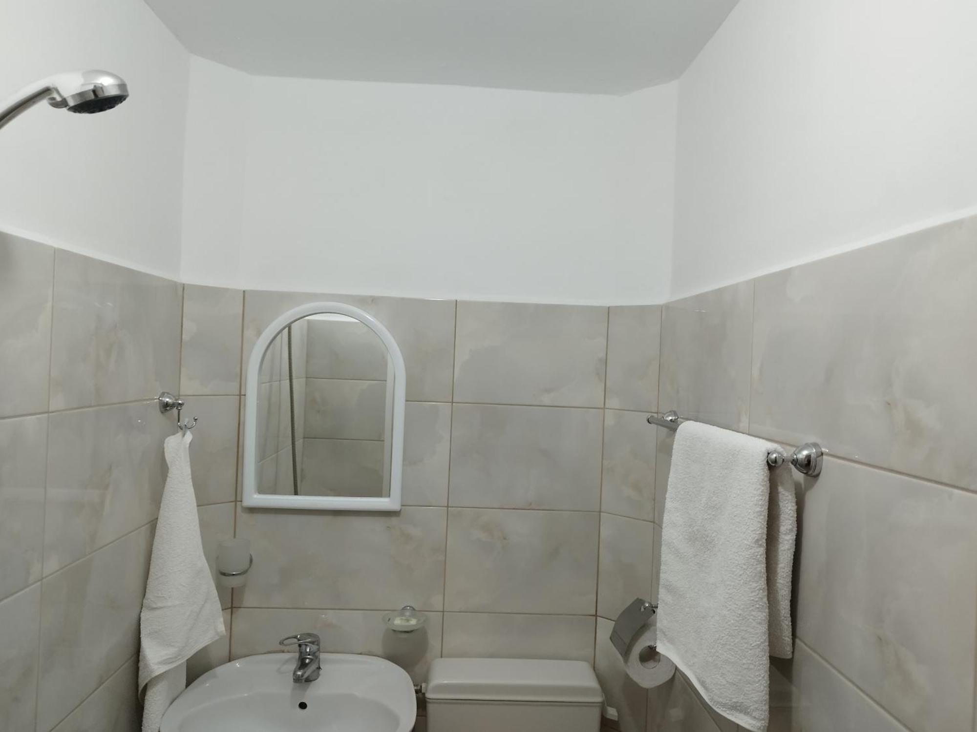בלוגראדצ'יק Villa Jun Guest House מראה חיצוני תמונה