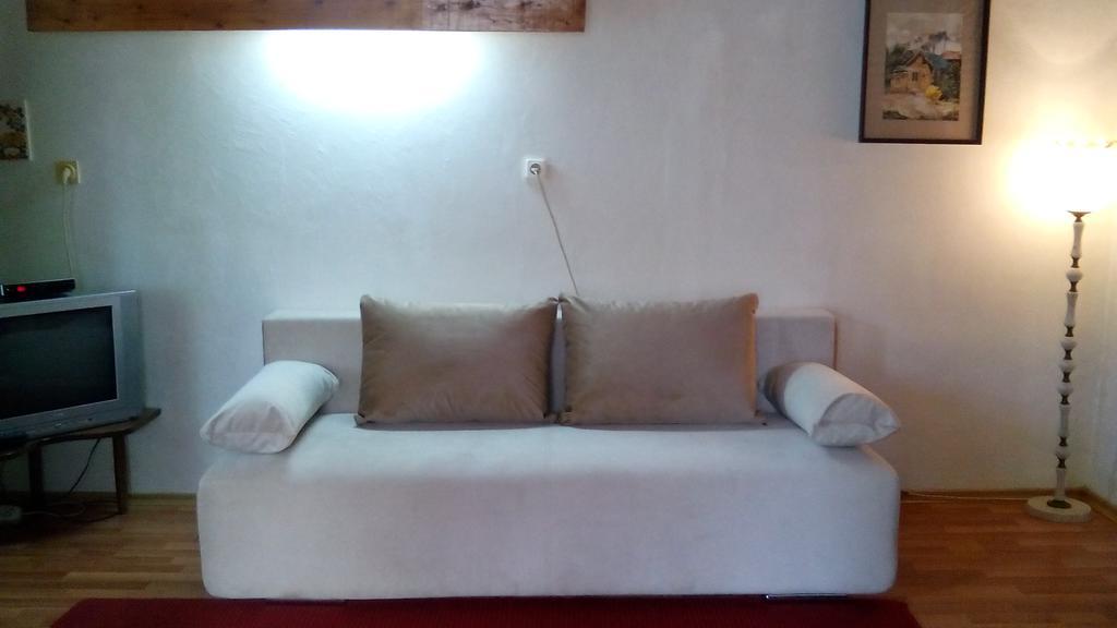 בלוגראדצ'יק Villa Jun Guest House מראה חיצוני תמונה